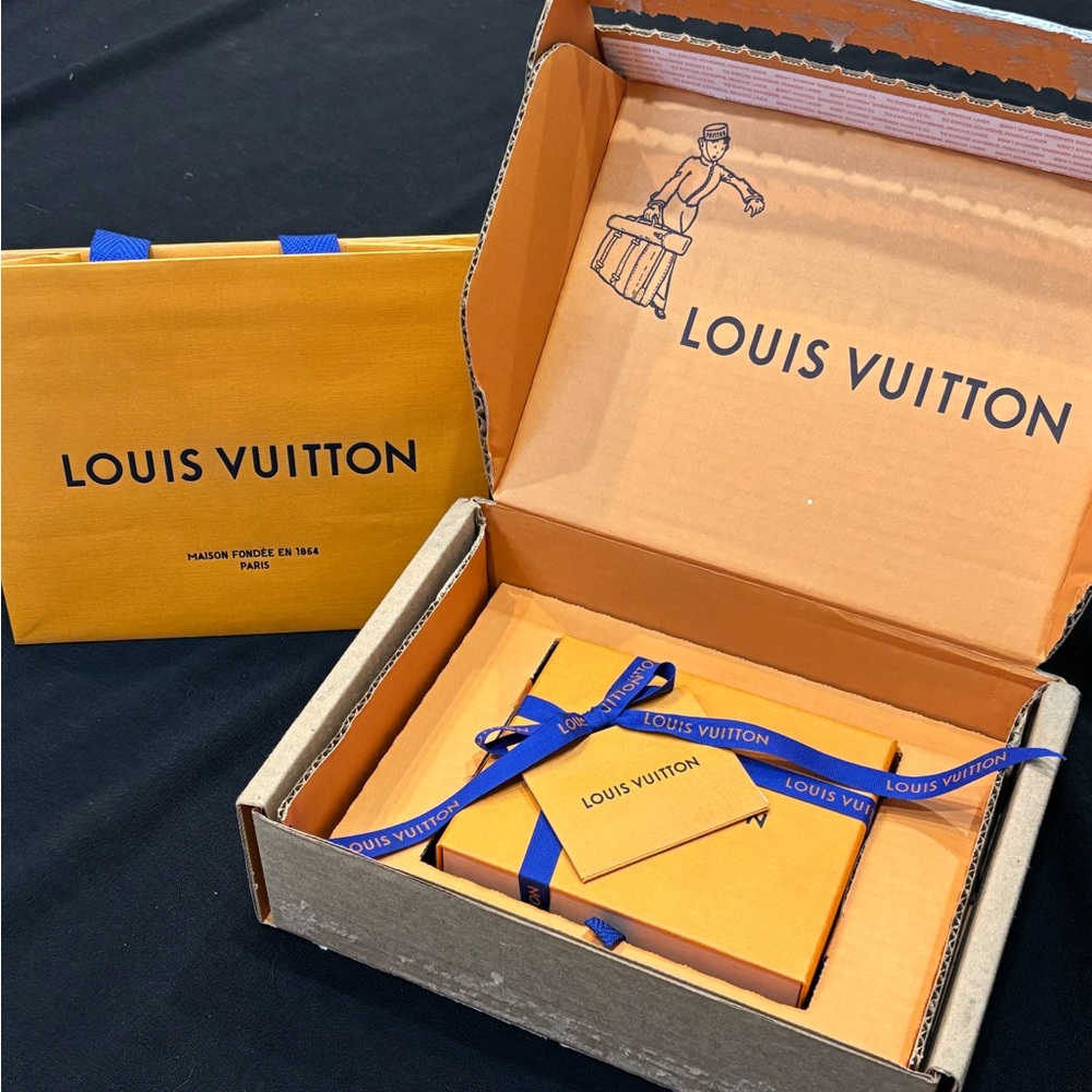 Louis Vuitton EMPTY Shipping Box, Gift Bag, EMPTY Wallet Sized Box, Gift Tag